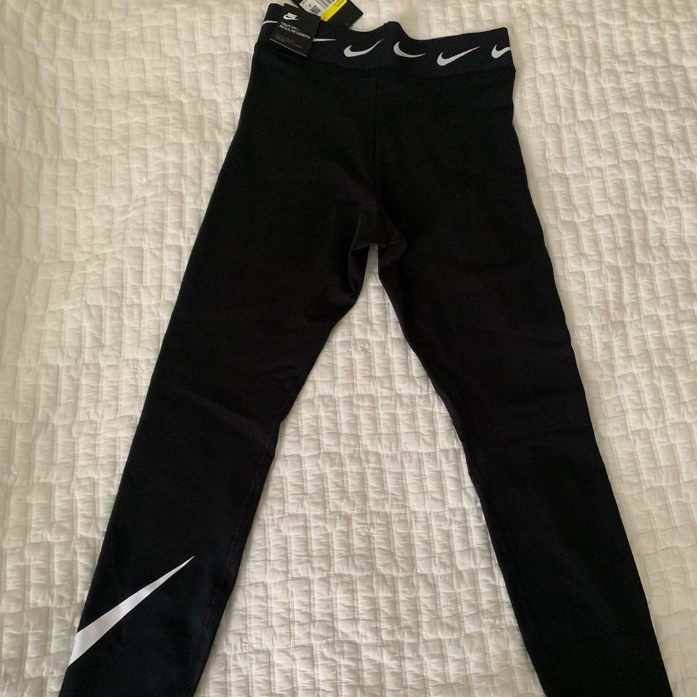 [DONATED - NO LONGER AVAIL.] Nike Training Leggings